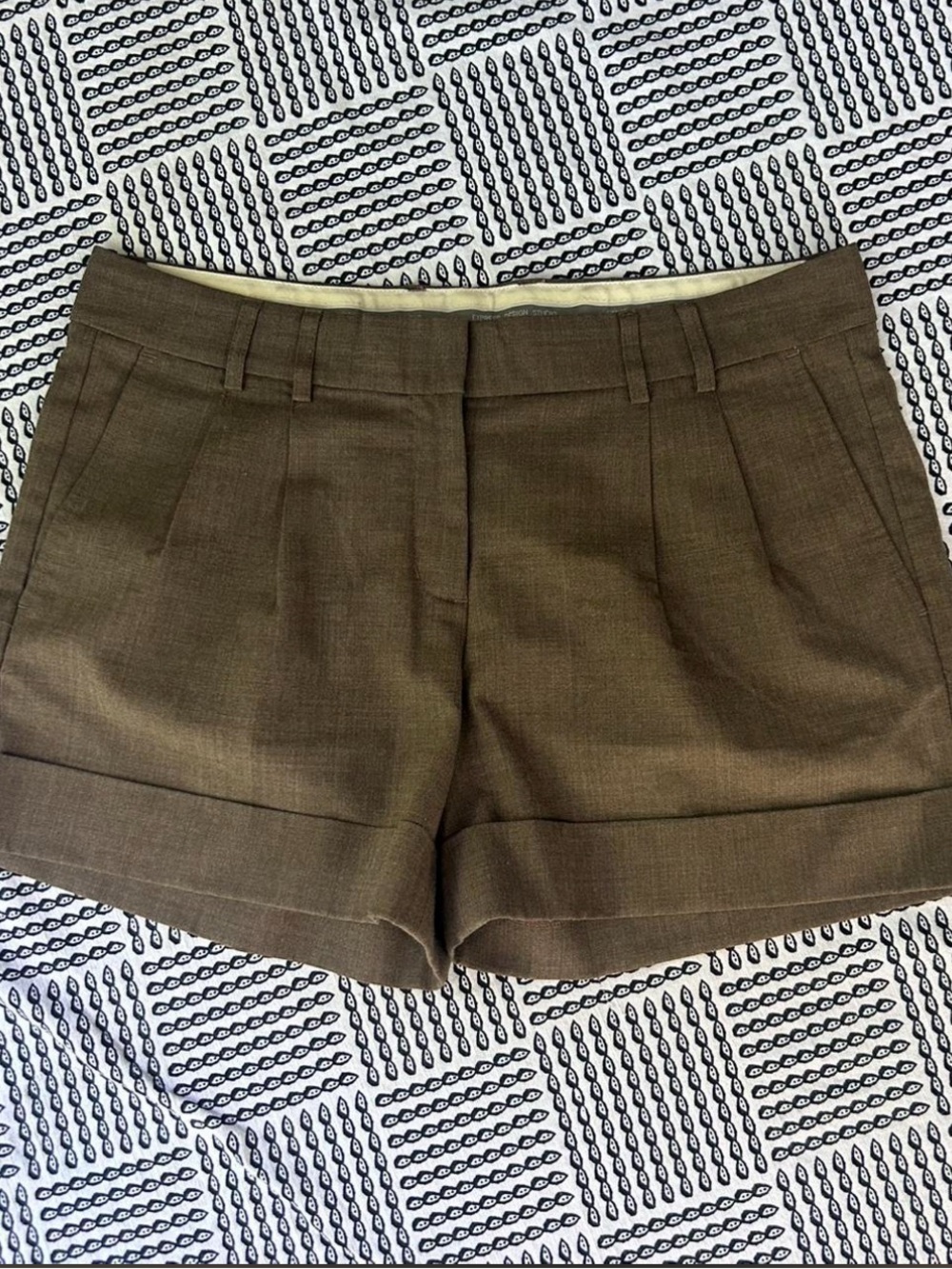 vintage Express taupe brown dress shorts